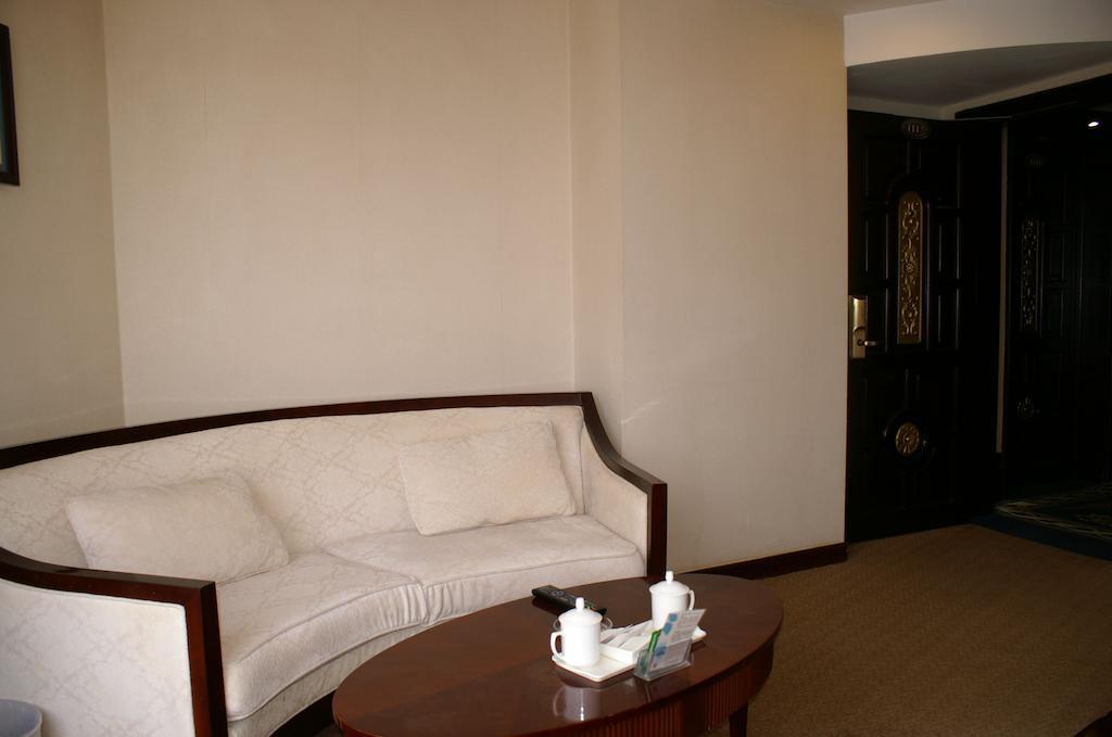 Weigela Park Hotel Dalian Ruang foto